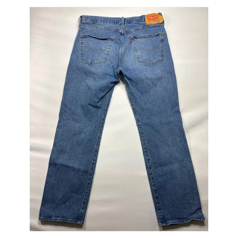 Levi's 501 Men's Straight Leg Button Fly Blue Denim Jeans - Size 36x32 (36x31.5) - Picture 3 of 7